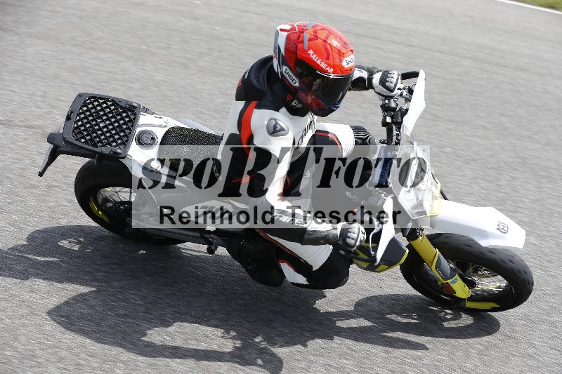 /Archiv-2024/29 12.06.2024 MOTO.CH Track Day ADR/Gruppe gelb/84